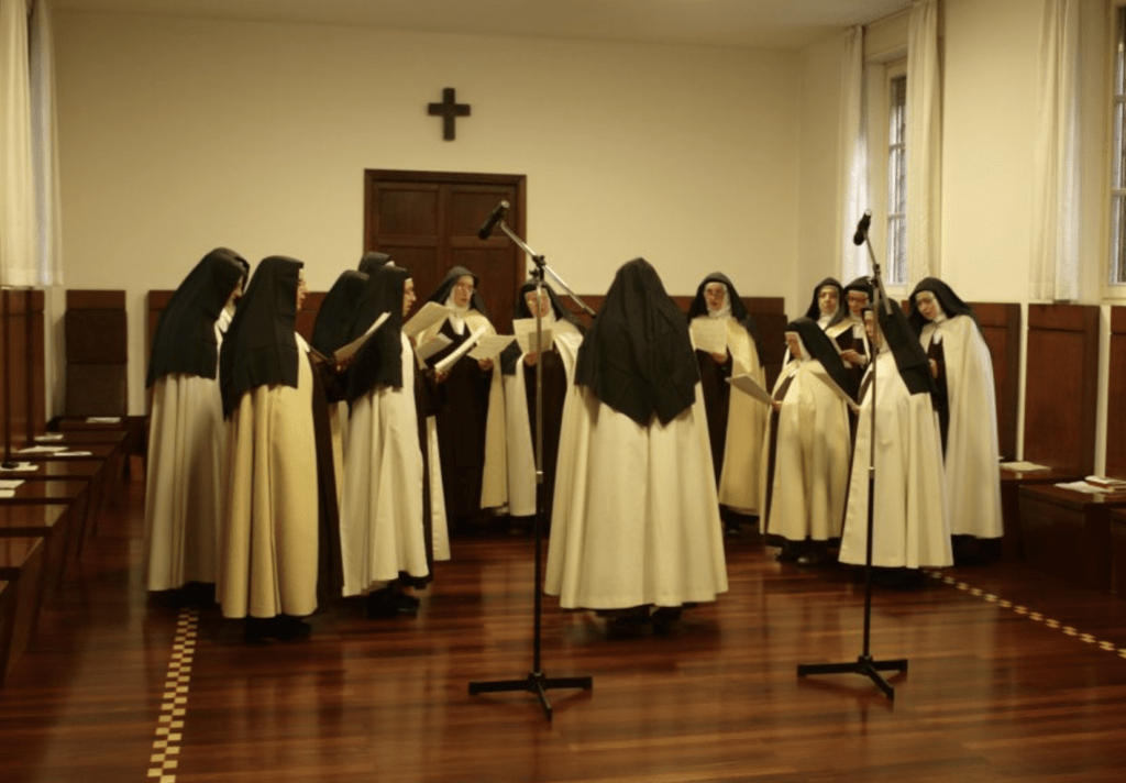 La chiesa ascolta le domande dei giovani